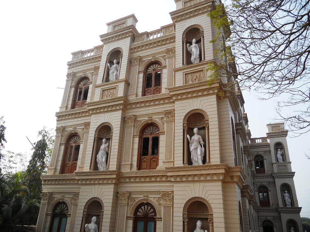 Prayag Aristro Club Hotel Kolkata Exterior photo
